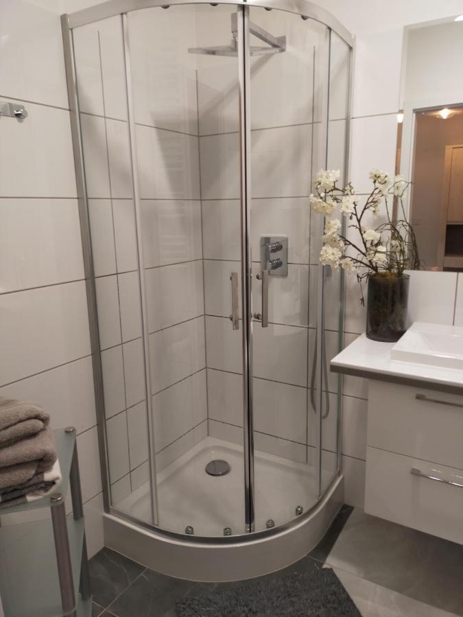 Apartament -Sweet Home Lubiń Exteriér fotografie